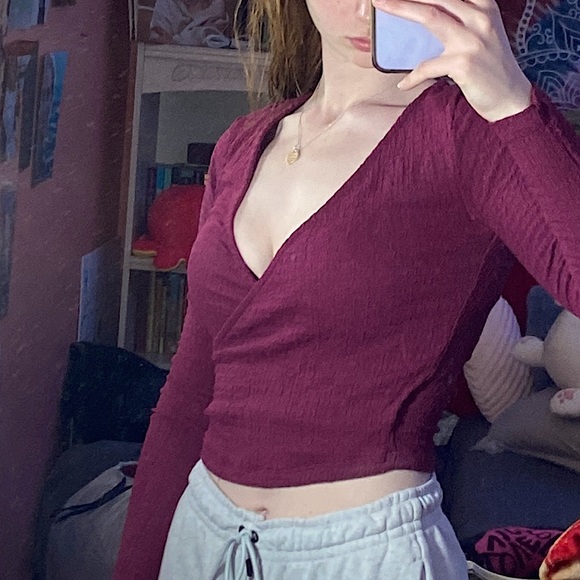 Wine purple form fitting crop top from Forever21. Size small. - Picture 1 of 4